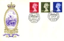 17.06.1970
Machins: 10p, 20p, 50p
Windsor Castle
Philart, Delux No.0