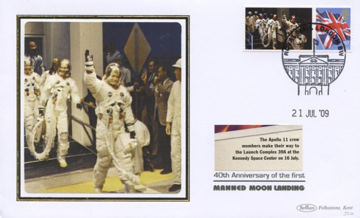 Moon Landing [Commemorative Sheet], Crew make their way to Launch Complex