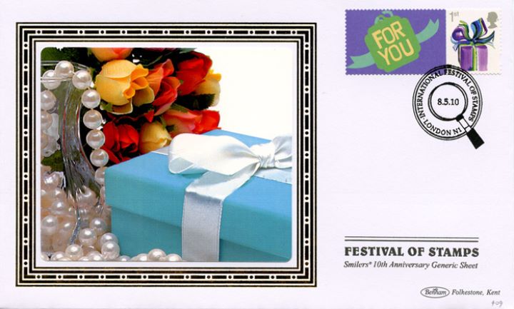 Festival of Stamps: Keep Smiling Generic Sheet, Presents