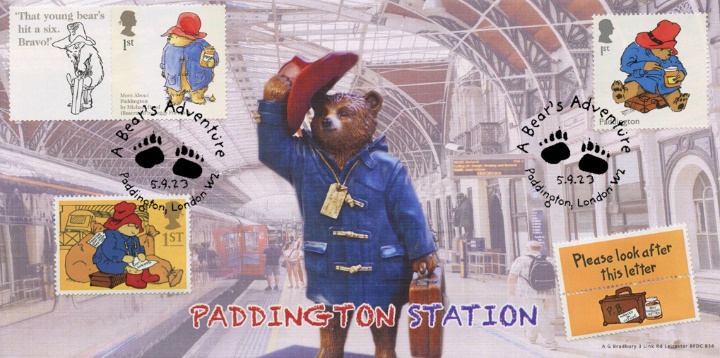 Paddington Bear, Paddington Station